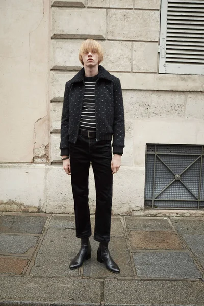 Look 4